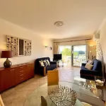 Valley 1 With Pool By Homing Apartman