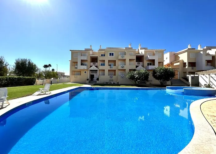 Valley 1 With Pool By Homing Albufeira